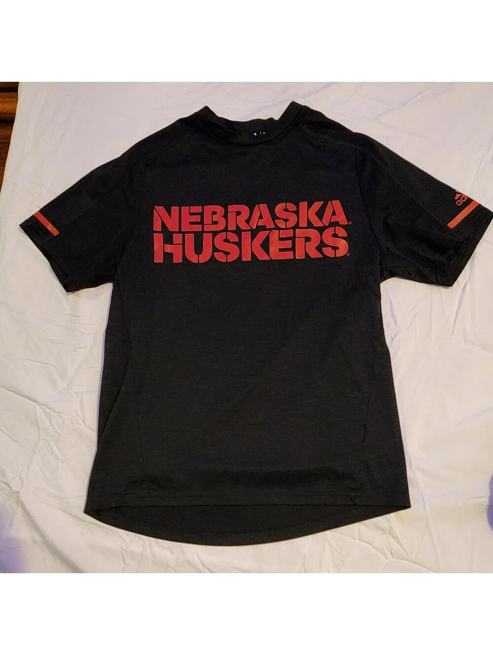 adidas Nebraska Cornhuskers Climalite Shirt. Mens Size Small